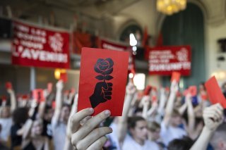 La Jeunesse socialiste suisse estime qu'une "contre-offensive antiraciste" est nécessaire pour contrer la rhétorique de l'UDC (image d'illustration).
